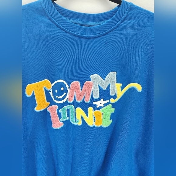 Tommy Innit Limited Edition Crewneck Pullover Sweater Size Large Blue - Picture 2 of 8